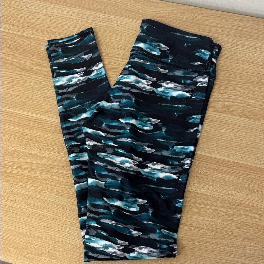 Fabletics Teal and Black Patterned Leggings